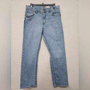 Wrangler Mens 32 Waist 30 Length light Wash Denim straight fit Jeans